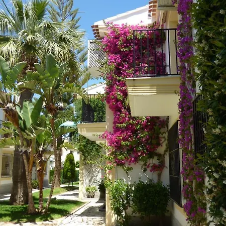 El Cactus Coast Apartment Vera