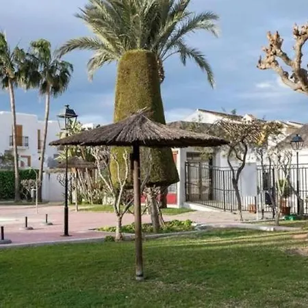 El Cactus Coast Apartment Vera