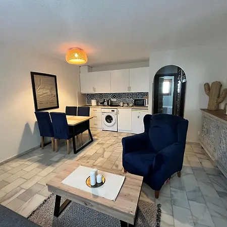 El Cactus Coast Apartment *